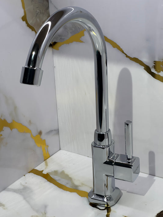 Grifería agua fría lavaplatos cuadratte cromo